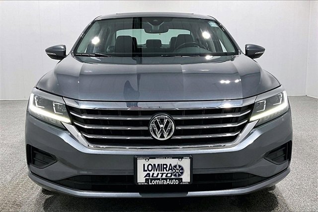 Used 2020 Volkswagen Passat 2.0T SEL image 2