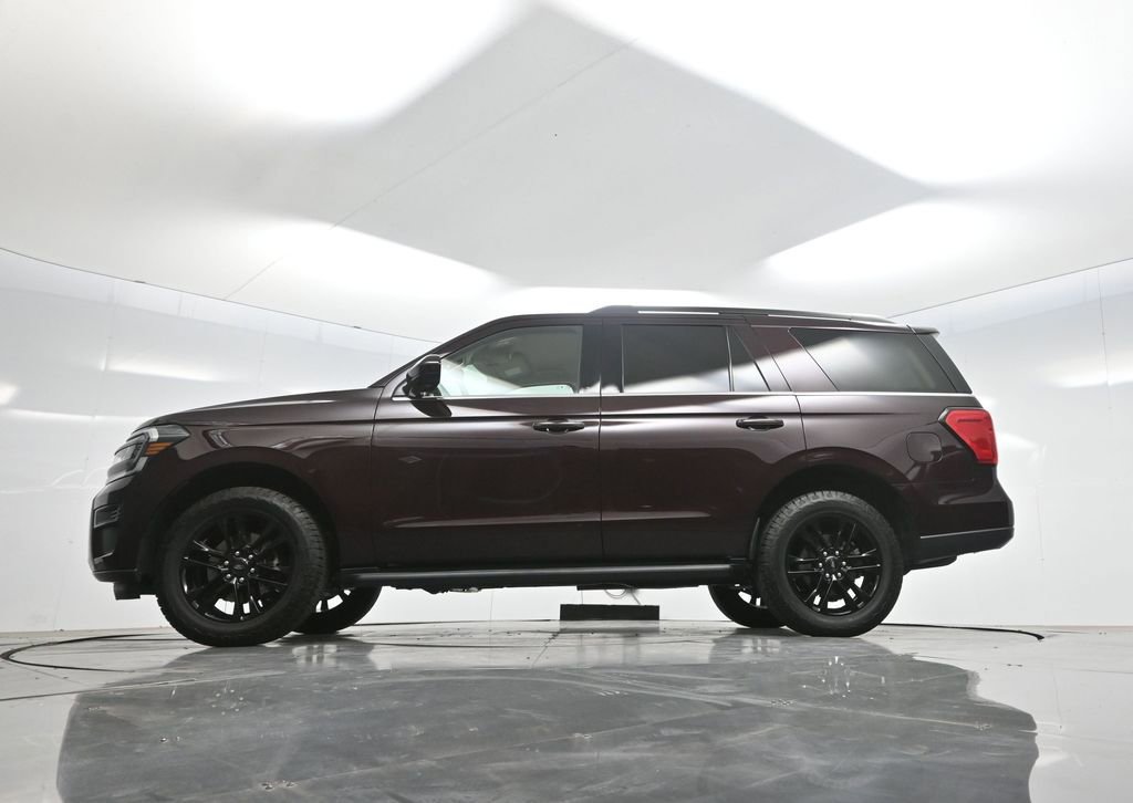 Used 2024 Ford Expedition XLT image 64