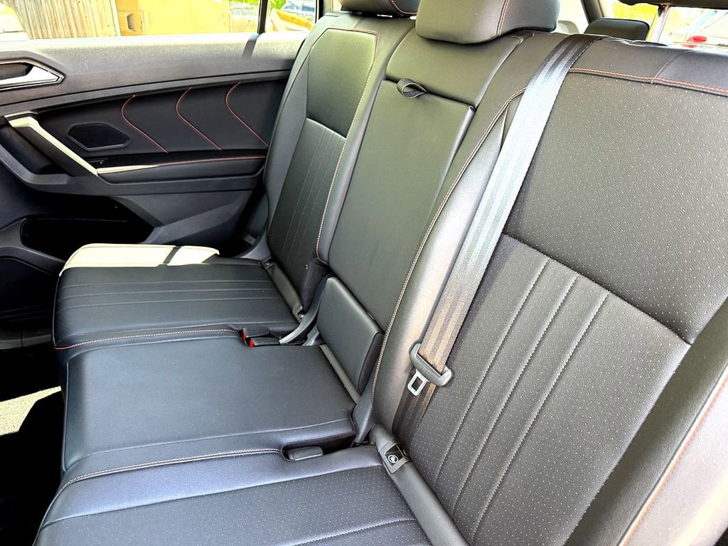 Certified 2024 Volkswagen Tiguan Wolfsburg Edition FWD image 26
