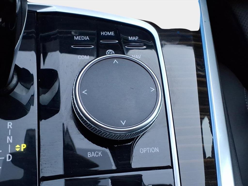 Used 2023 BMW X5 xDrive45e image 25