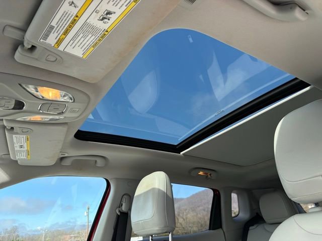 Used 2017 Jeep Compass Latitude w/ Popular Equipment Group image 28