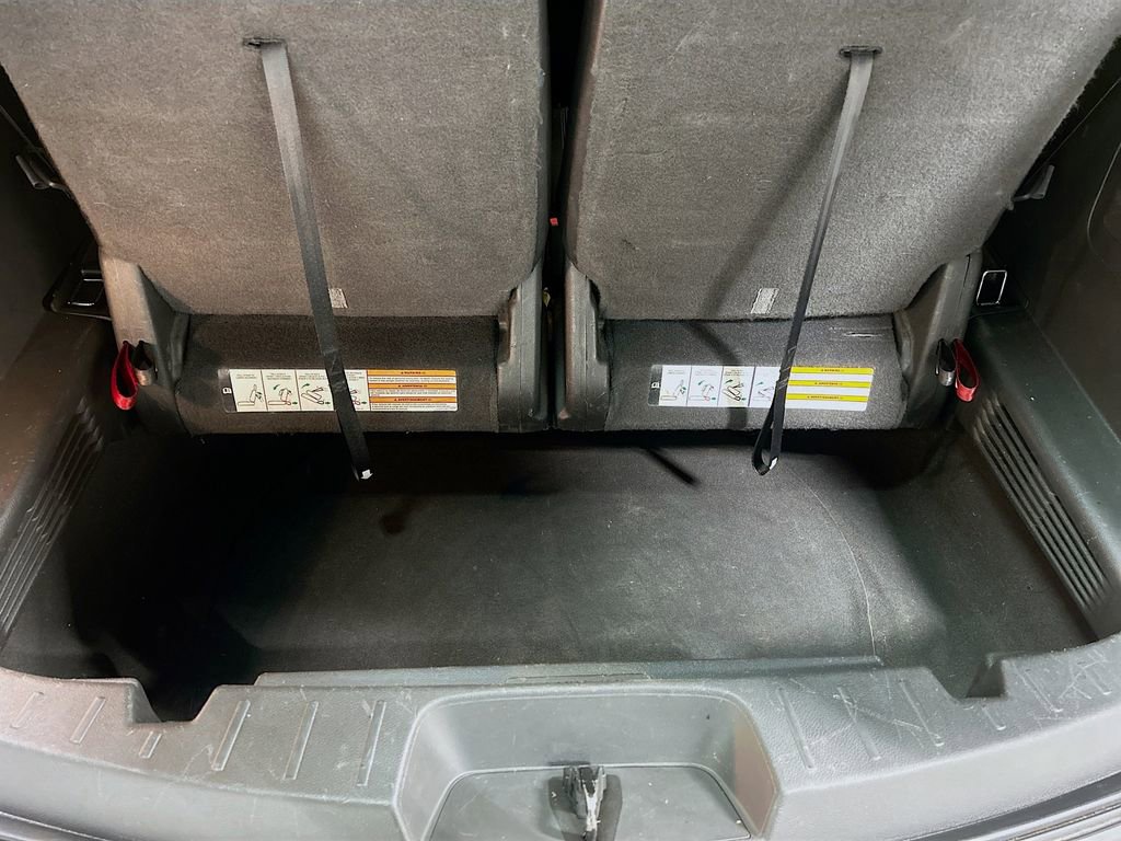 Used 2014 Ford Explorer XLT w/ Equipment Group 202A image 26