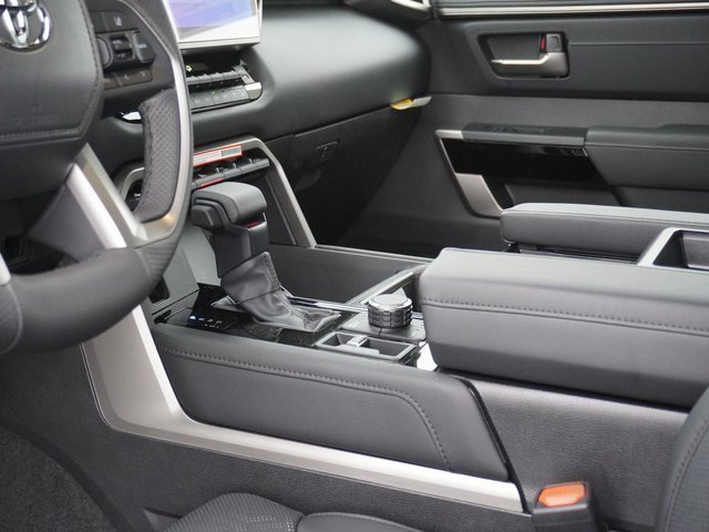 New 2025 Toyota Tundra Limited image 24