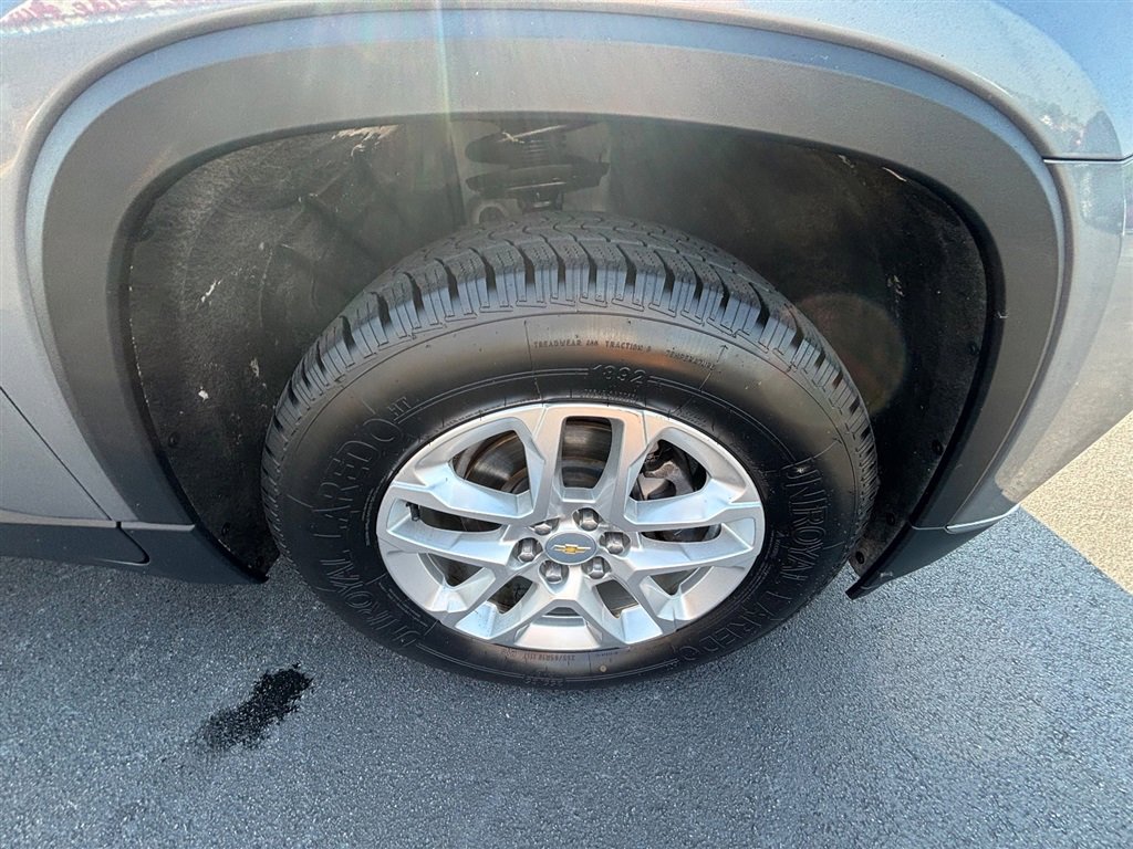 Used 2019 Chevrolet Traverse LT image 30