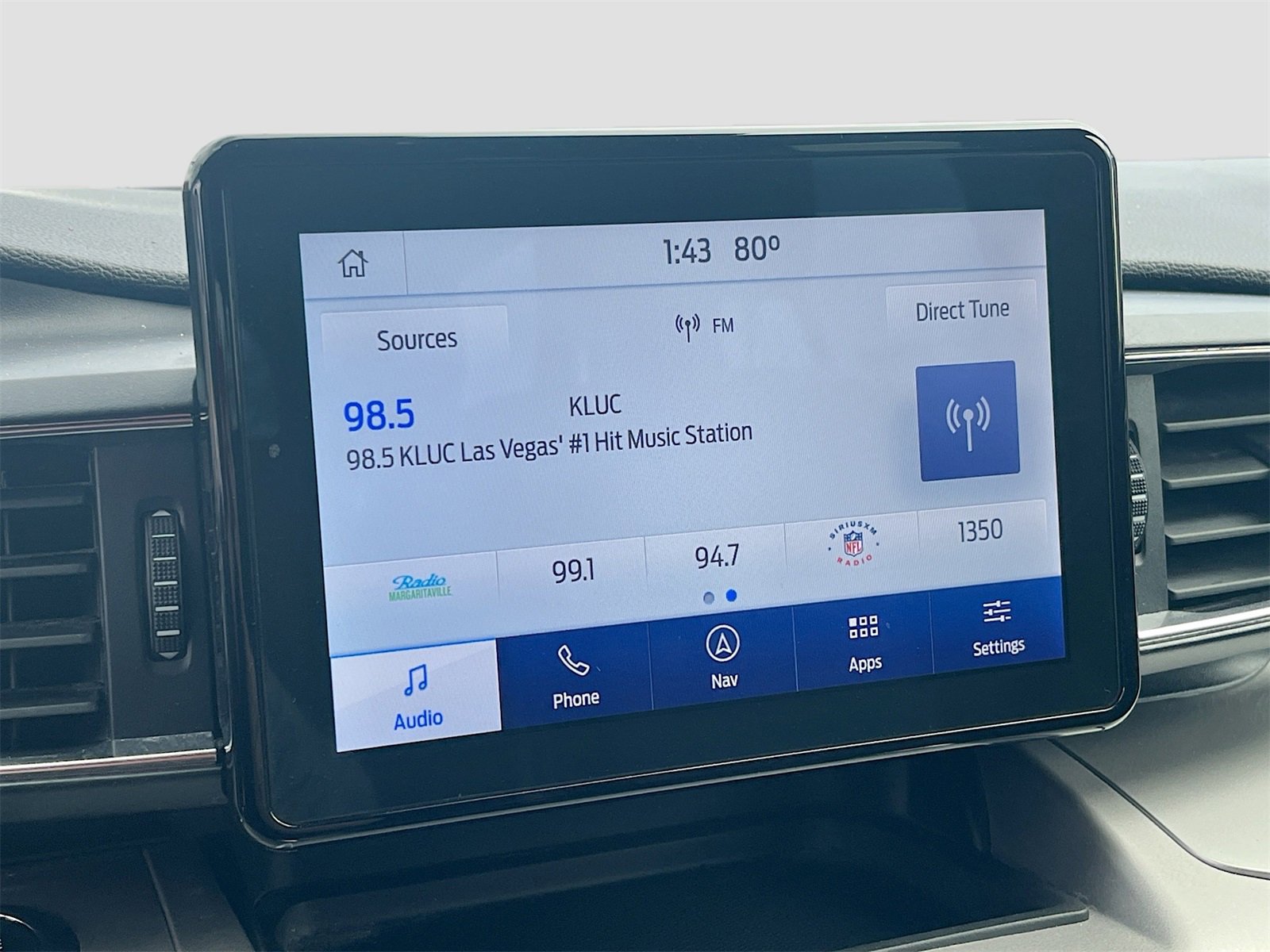 Used 2021 Ford Explorer XLT w/ Equipment Group 202A image 15