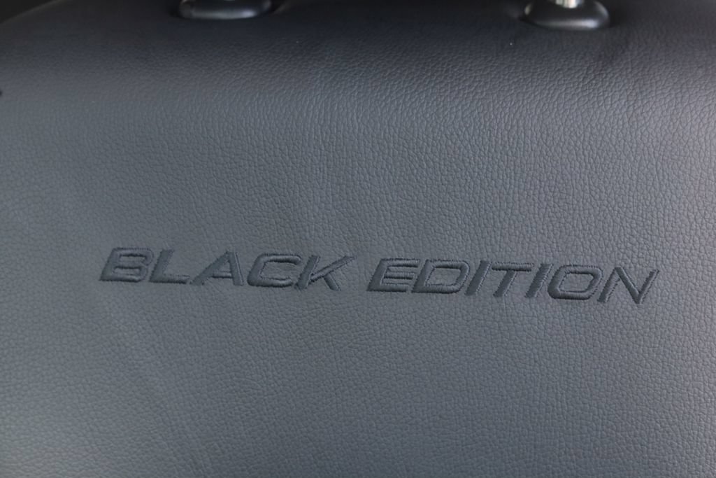 Used 2024 Honda Passport Black Edition image 4