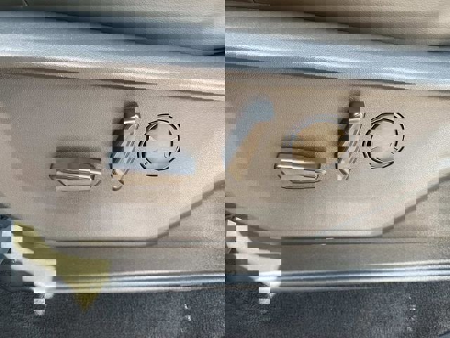 Used 2025 Ford Expedition Active AWD/4WD image 20