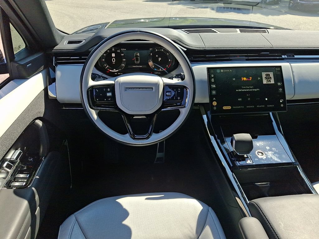 Used 2024 Land Rover Range Rover Sport Dynamic SE AWD/4WD image 11