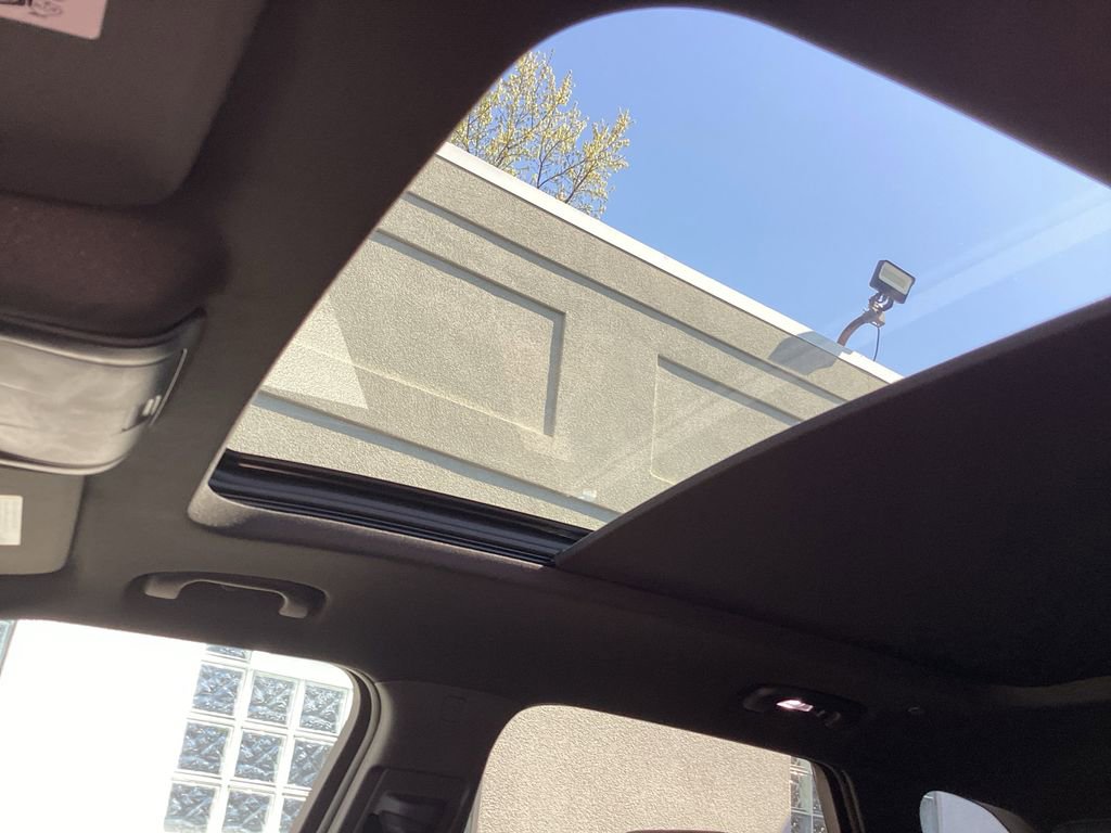 Used 2023 Chevrolet Blazer RS w/ Driver Confidence II Package image 20