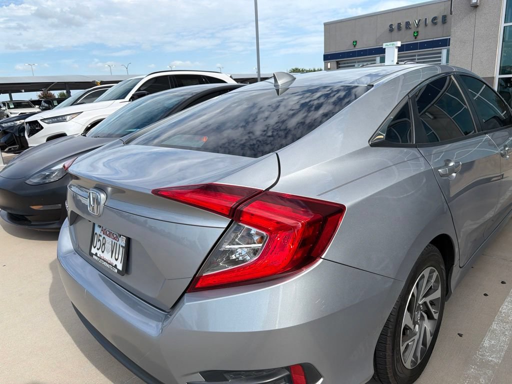 Used 2017 Honda Civic EX image 2