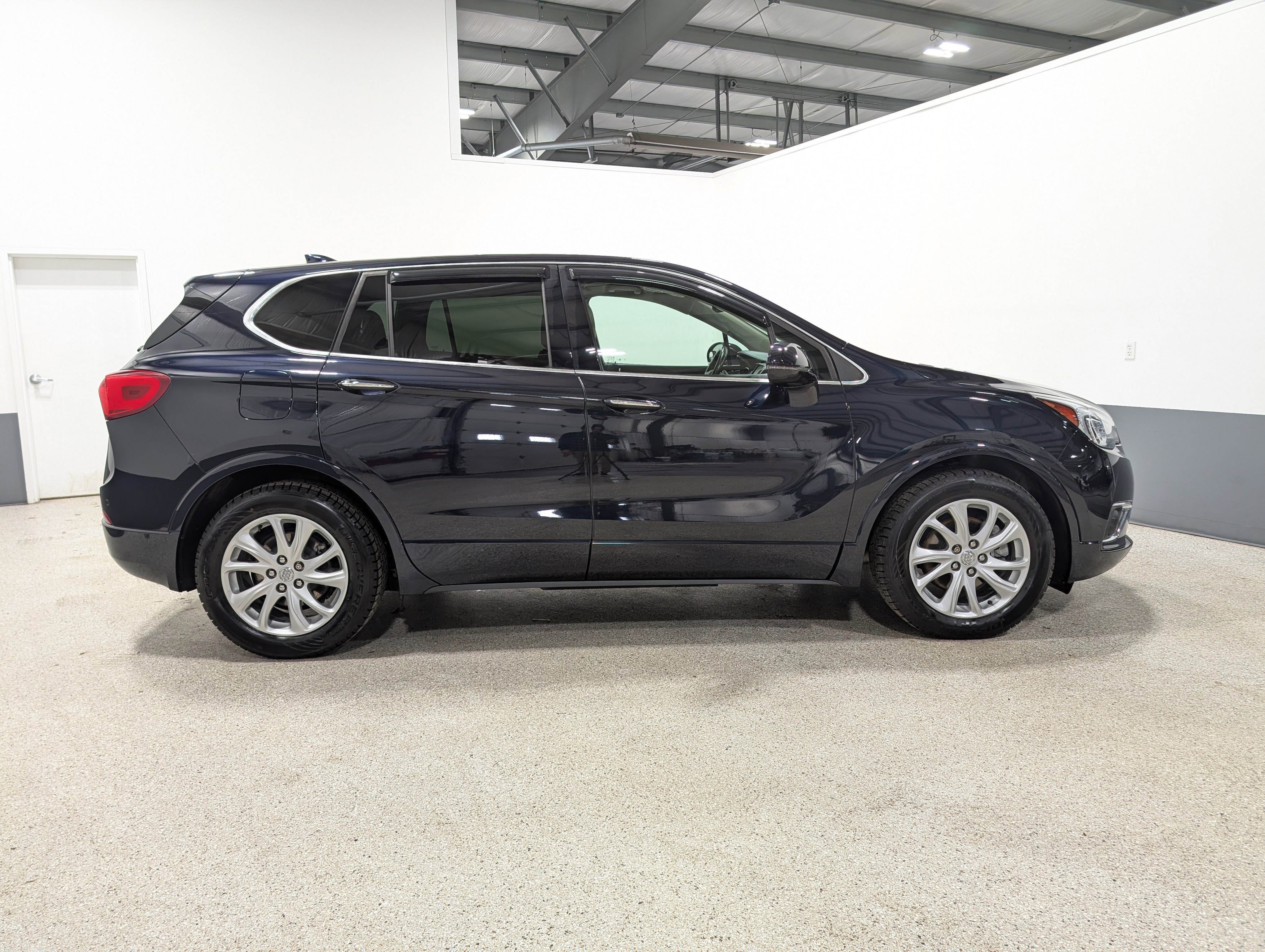 Used 2020 Buick Envision Preferred FWD image 2