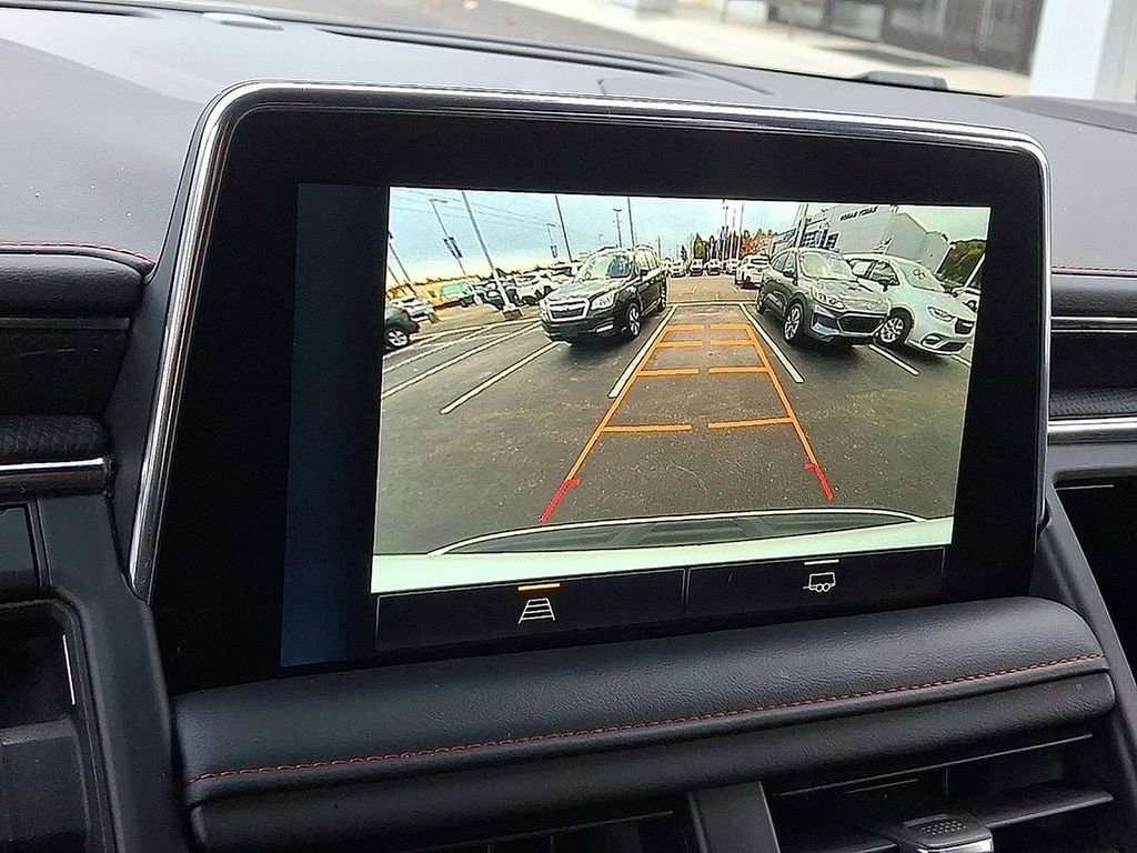 Used 2024 Chevrolet Suburban RST image 18