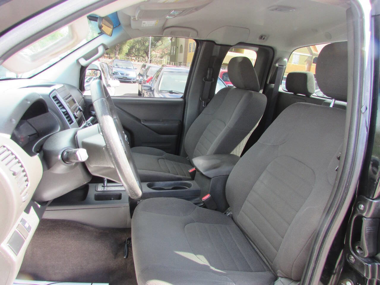 Used 2016 Nissan Frontier S RWD image 11