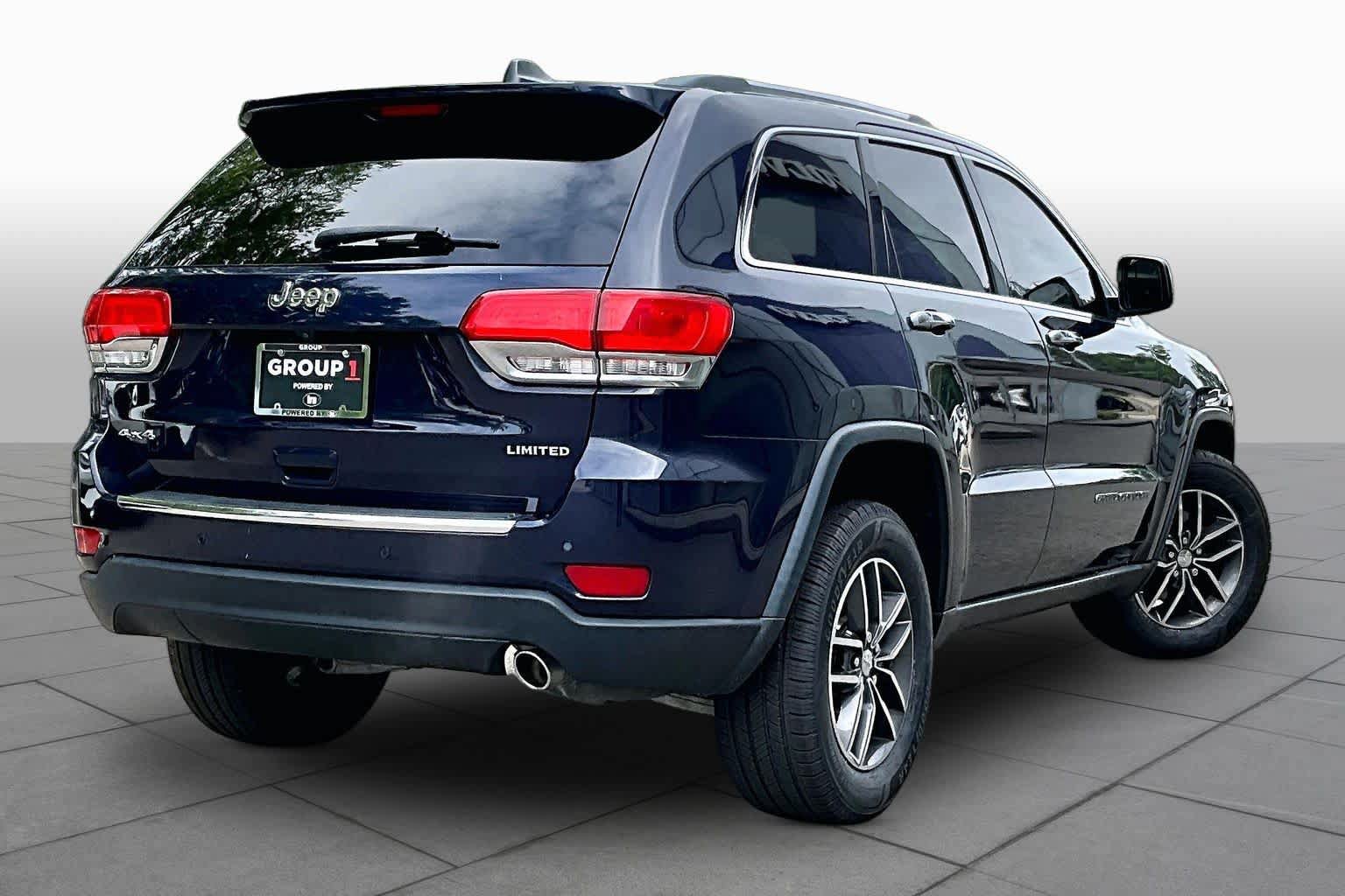Used 2018 Jeep Grand Cherokee Limited AWD/4WD image 13
