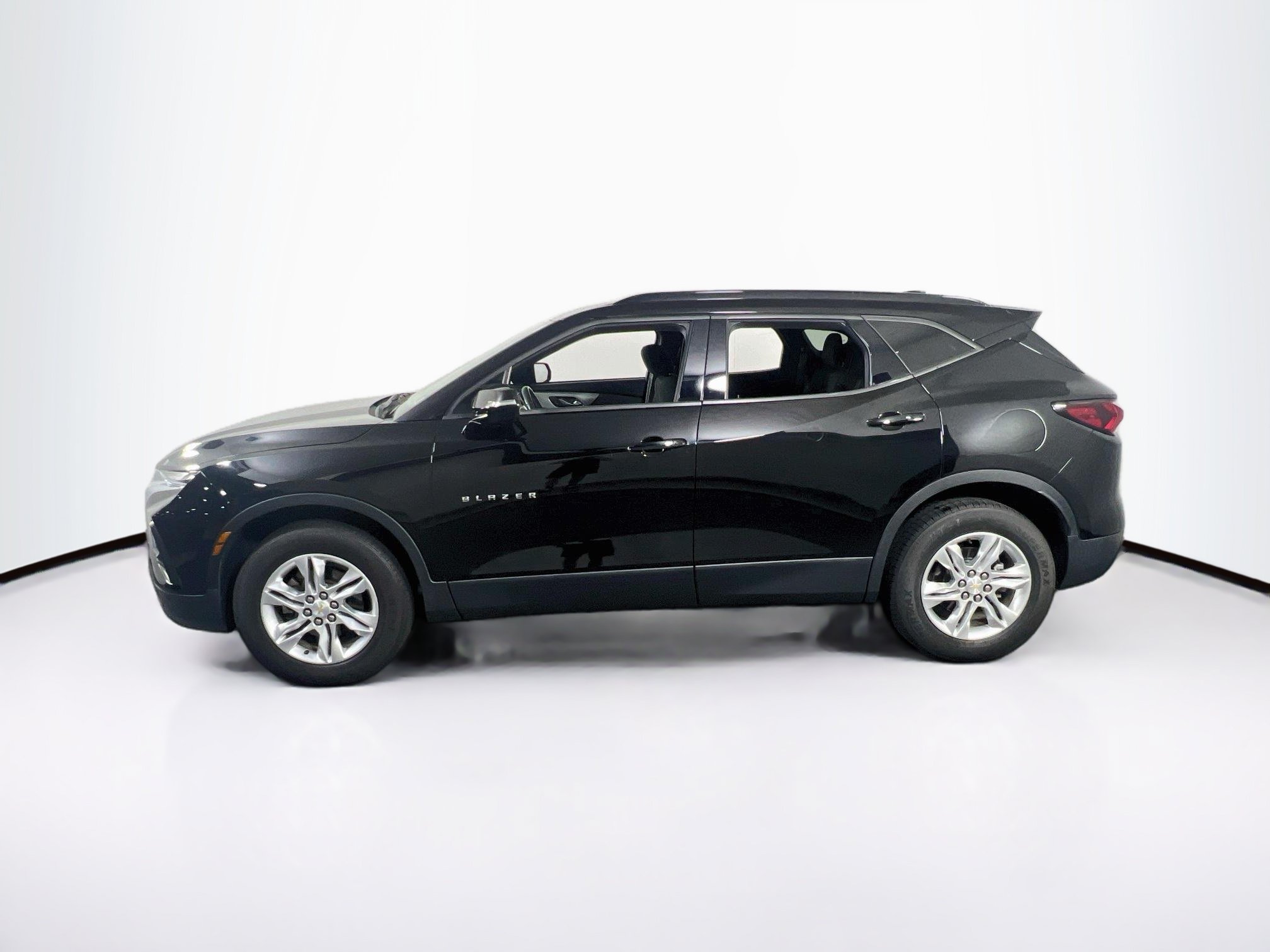 Used 2019 Chevrolet Blazer LT FWD image 8
