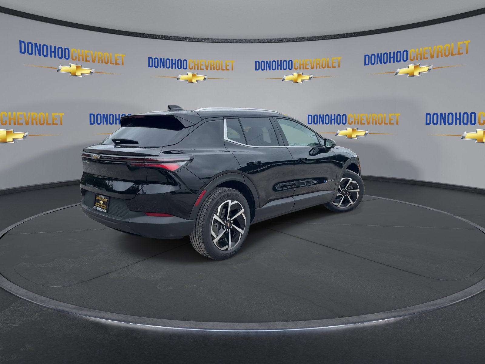 New 2026 Chevrolet Equinox EV LT image 11