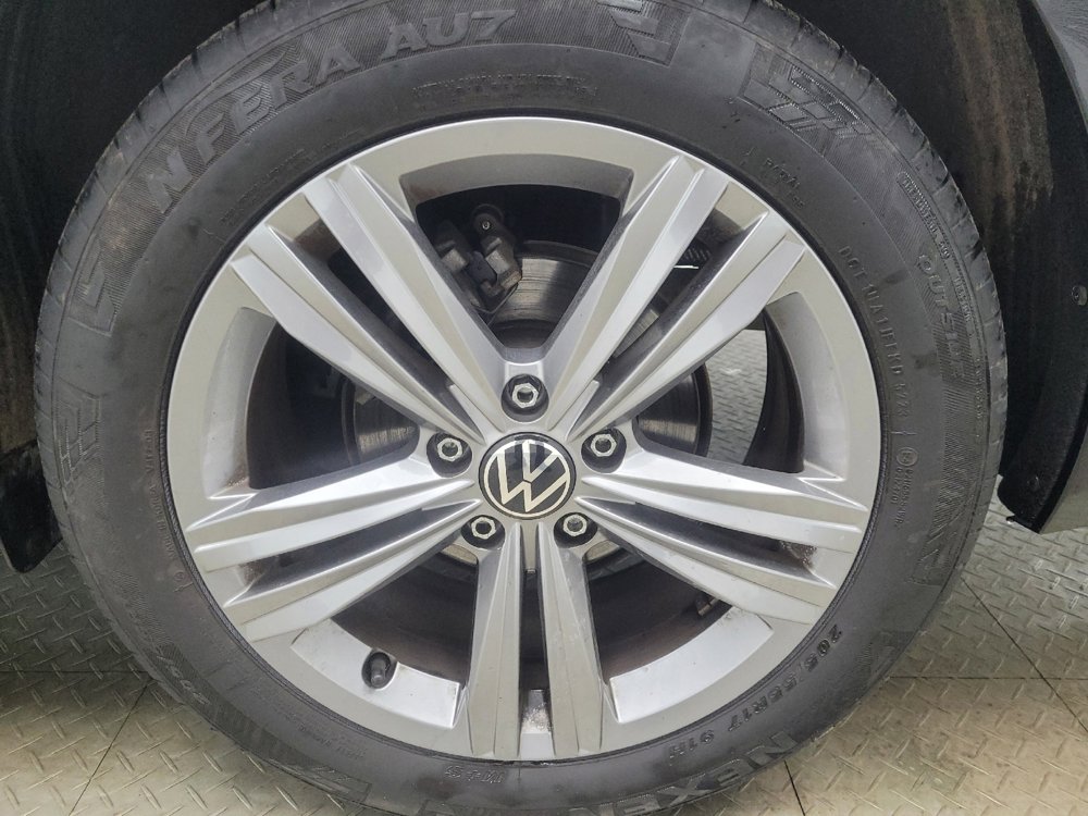 Used 2024 Volkswagen Jetta SE image 31