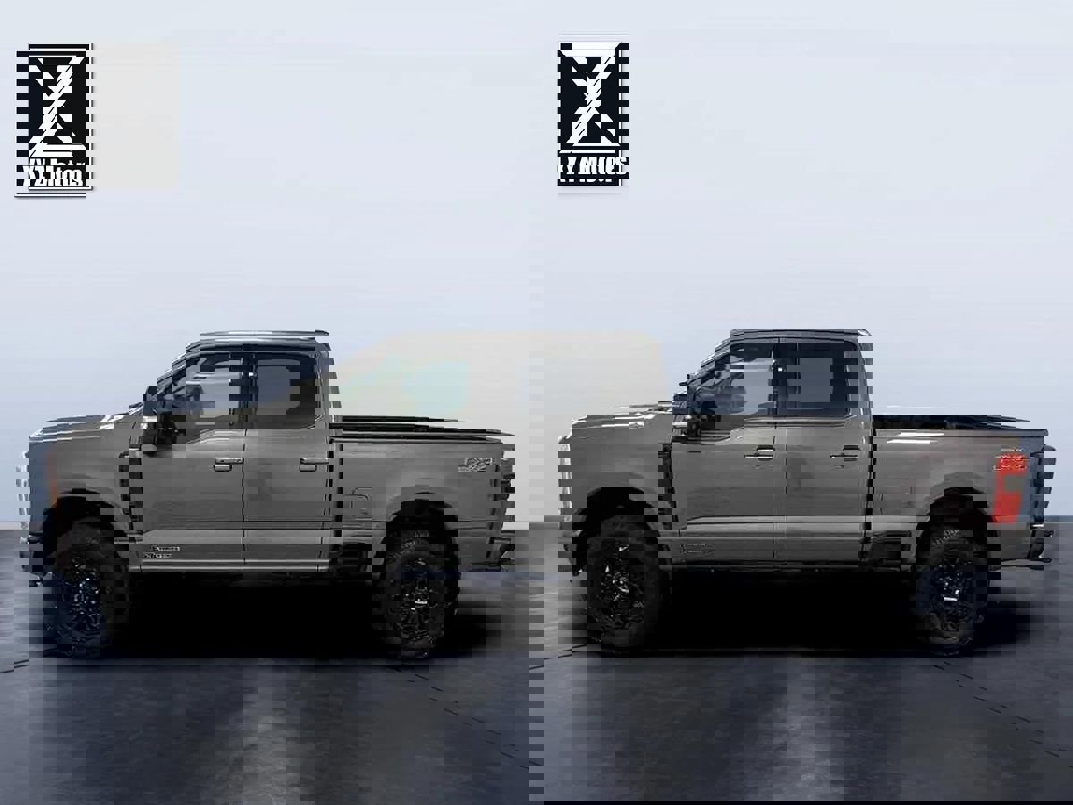 Used 2023 Ford F250 Lariat w/ Black Appearance Package image 3