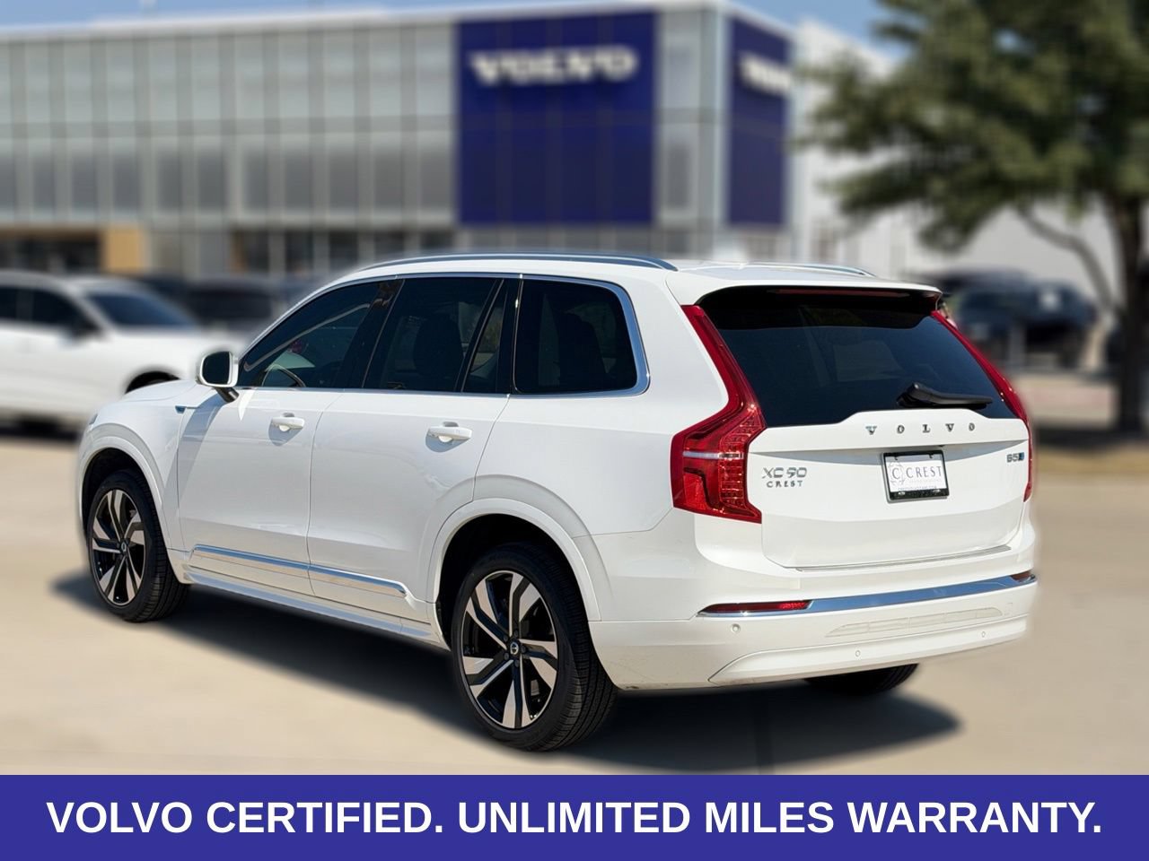 Certified 2024 Volvo XC90 B5 Core w/ Protection Package Premier AWD/4WD image 8