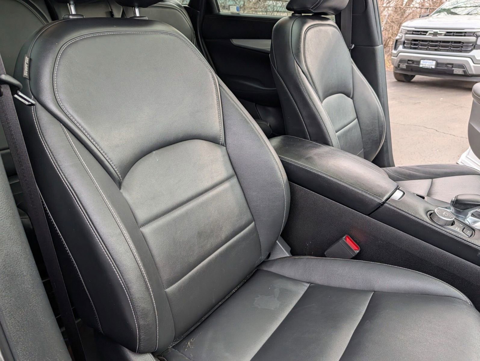 Used 2019 INFINITI QX50 Luxe w/ Navigation Package image 24