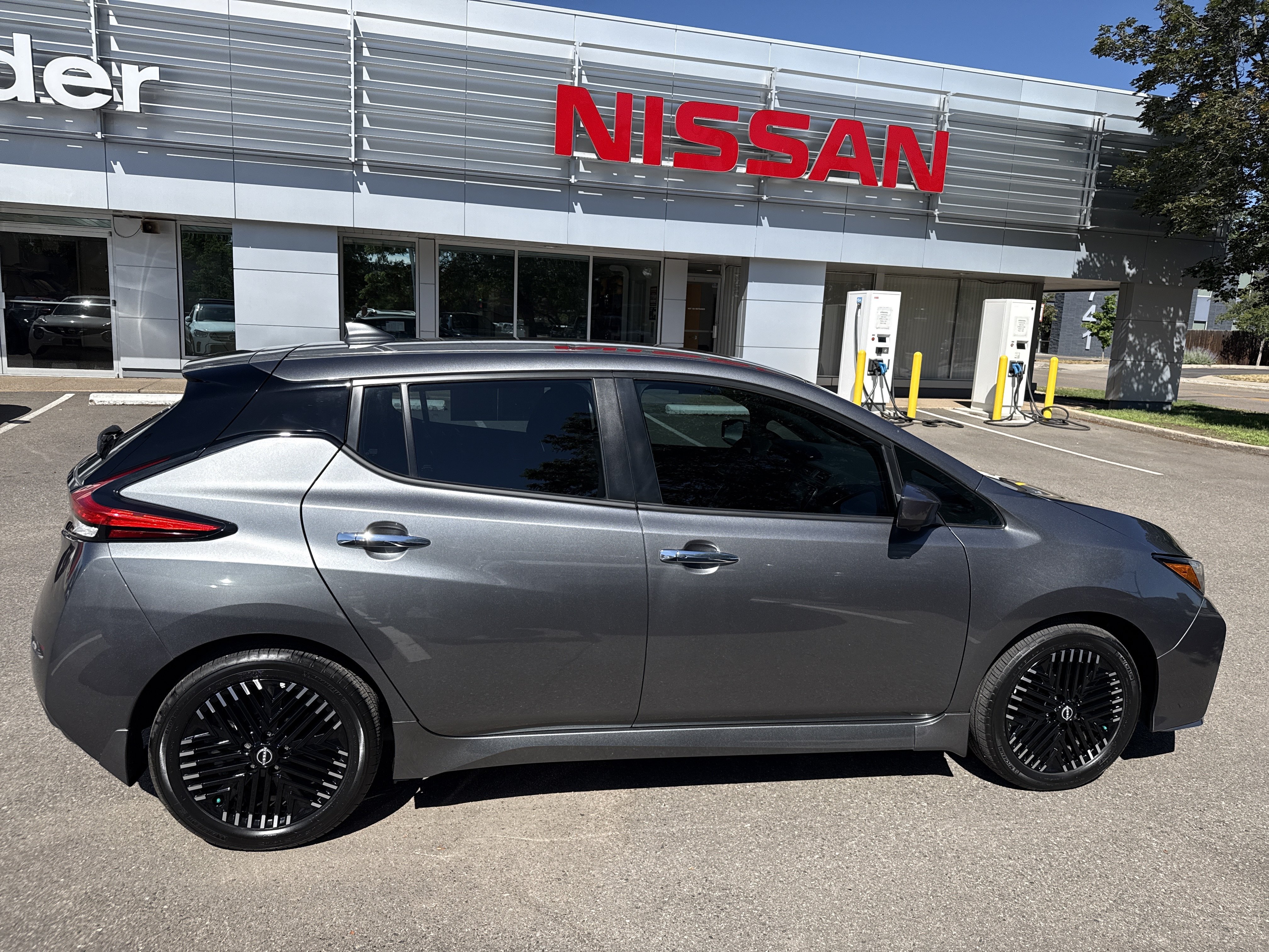 Certified 2024 Nissan Leaf SV Plus w/ Protection Package FWD image 10