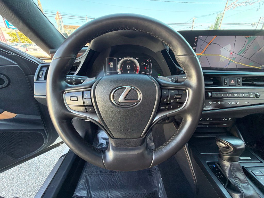 Used 2022 Lexus ES 250 w/ Premium Package AWD/4WD image 29