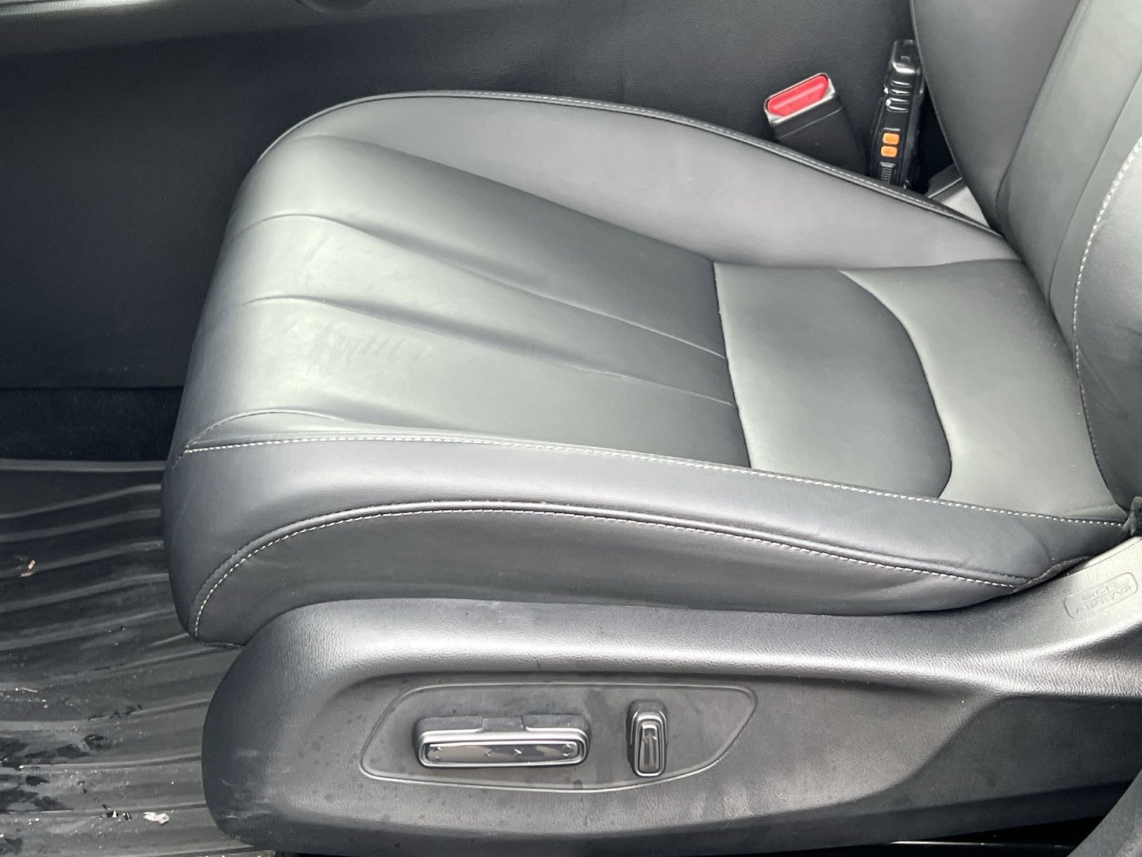 Used 2025 Acura ADX FWD image 15