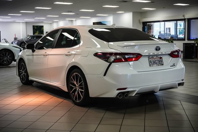Used 2024 Toyota Camry SE w/ Audio Upgrade Package FWD image 8