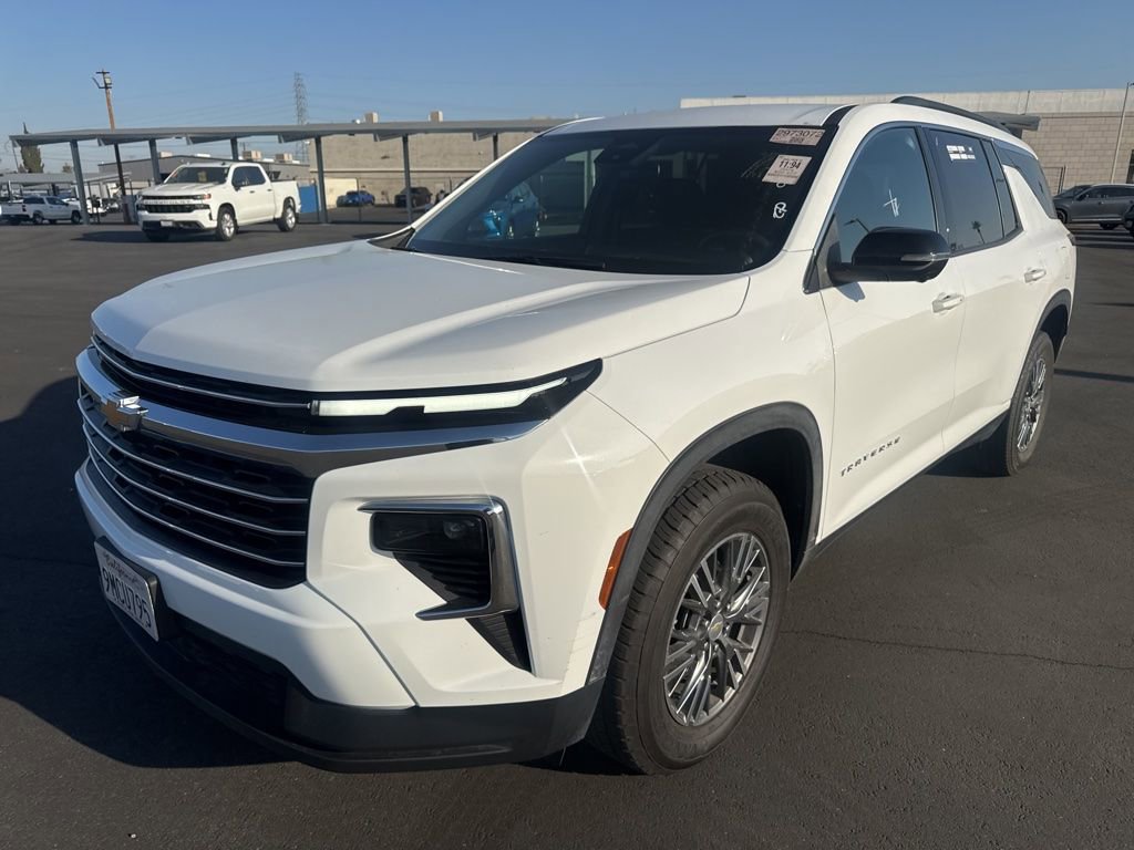 Certified 2024 Chevrolet Traverse LT image 2