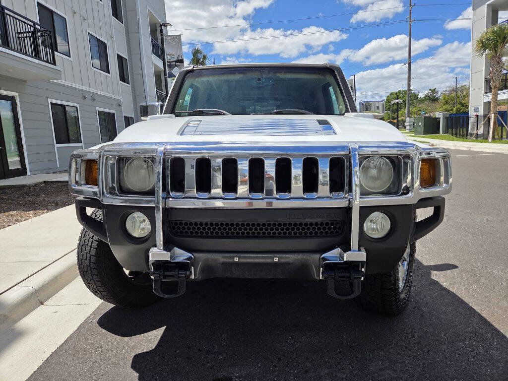 Used 2007 HUMMER H3 image 2