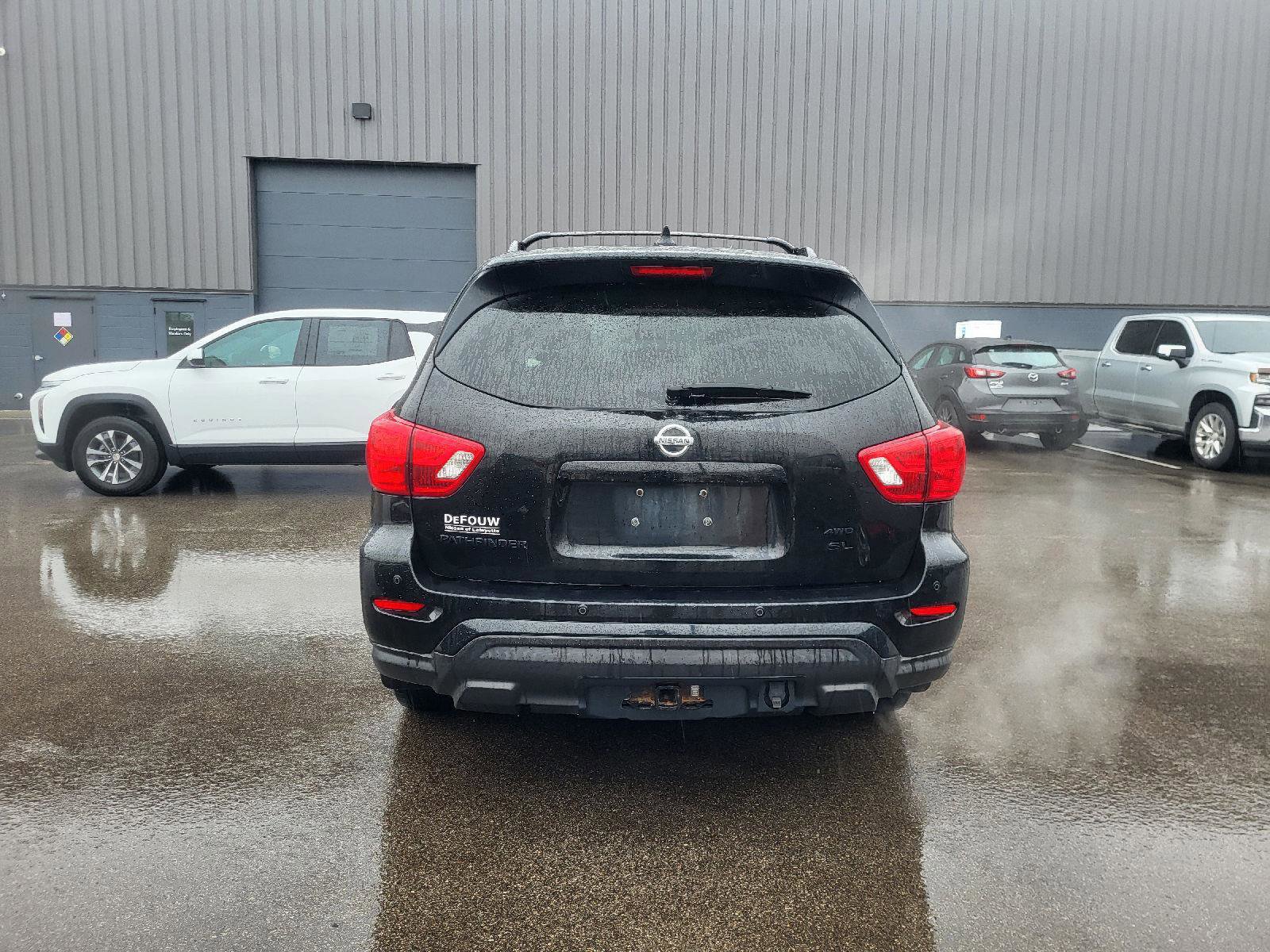 Used 2020 Nissan Pathfinder SL image 4