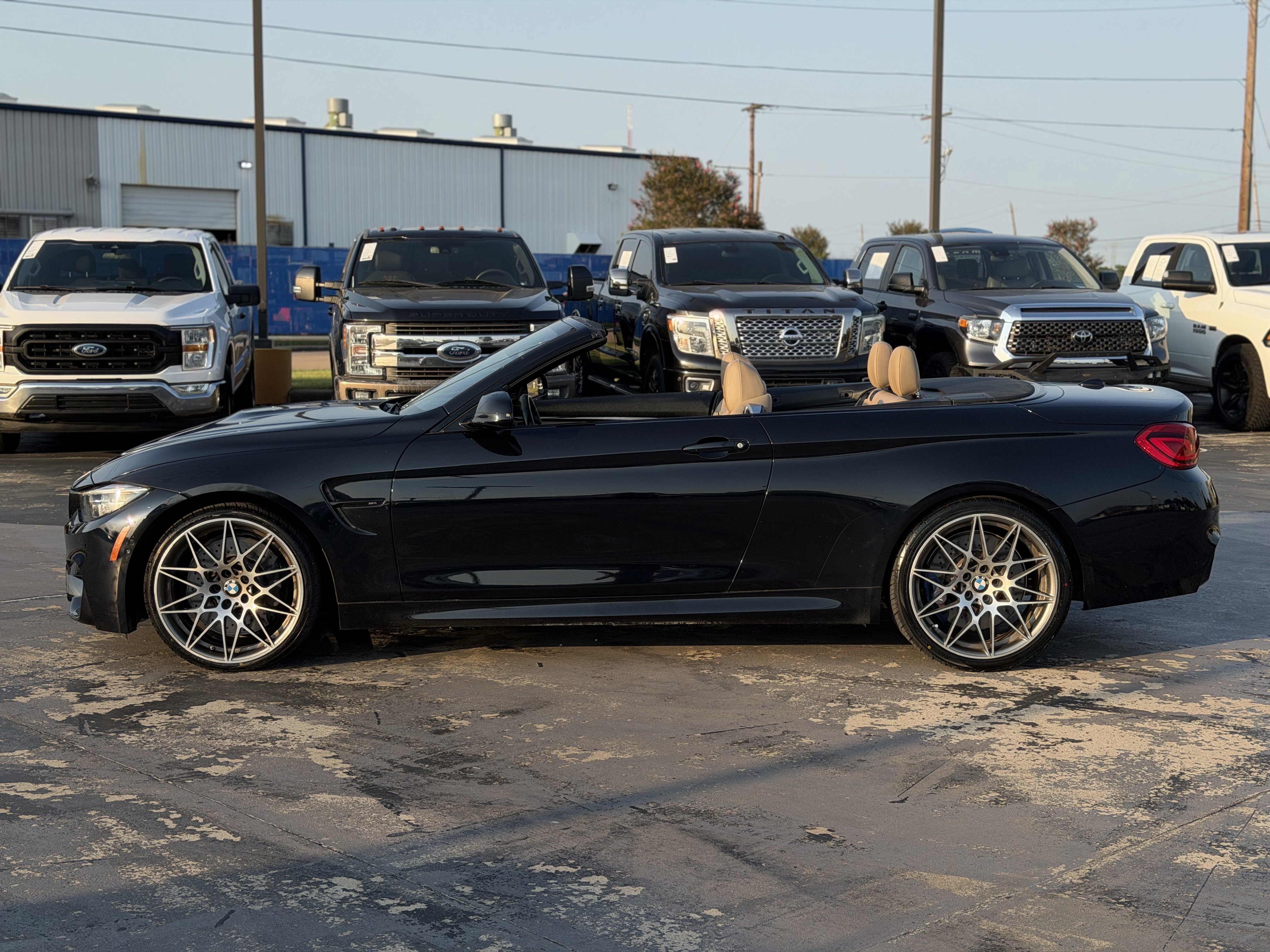 Used 2018 BMW M4 Convertible w/ Competition Package RWD image 33