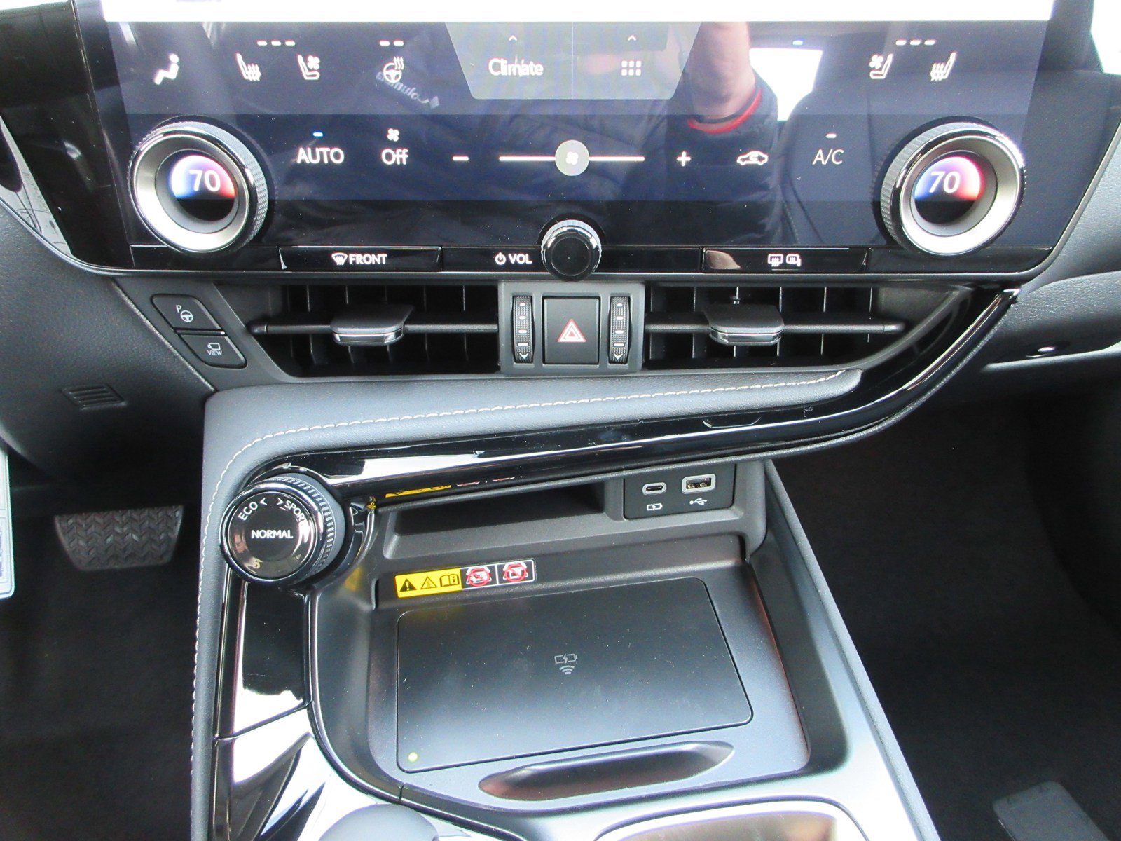 New 2026 Lexus NX 450h+ AWD w/ Luxury Package image 42