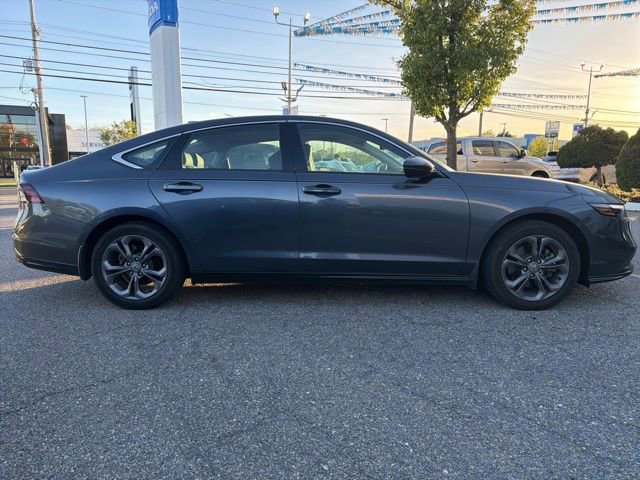 Used 2024 Honda Accord EX-L image 3