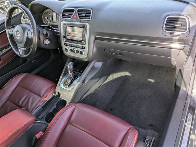 Used 2013 Volkswagen Eos Lux image 25