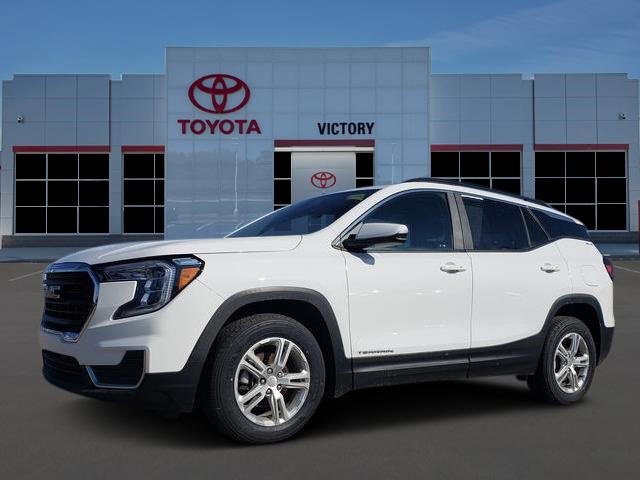 Used 2023 GMC Terrain SLE w/ Driver Convenience Package