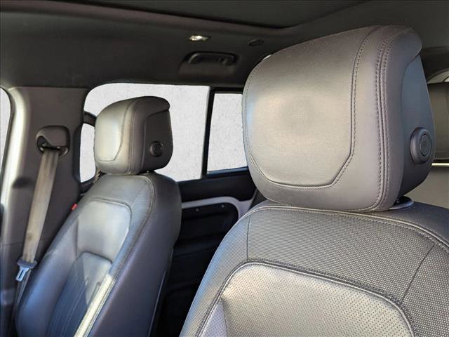 Used 2022 Land Rover Defender 110 X-Dynamic HSE image 14