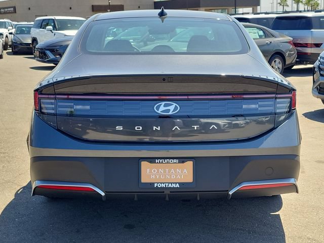 New 2026 Hyundai Sonata SE FWD image 32
