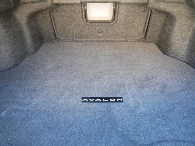 Used 2015 Toyota Avalon Limited w/ Technology Package image 10
