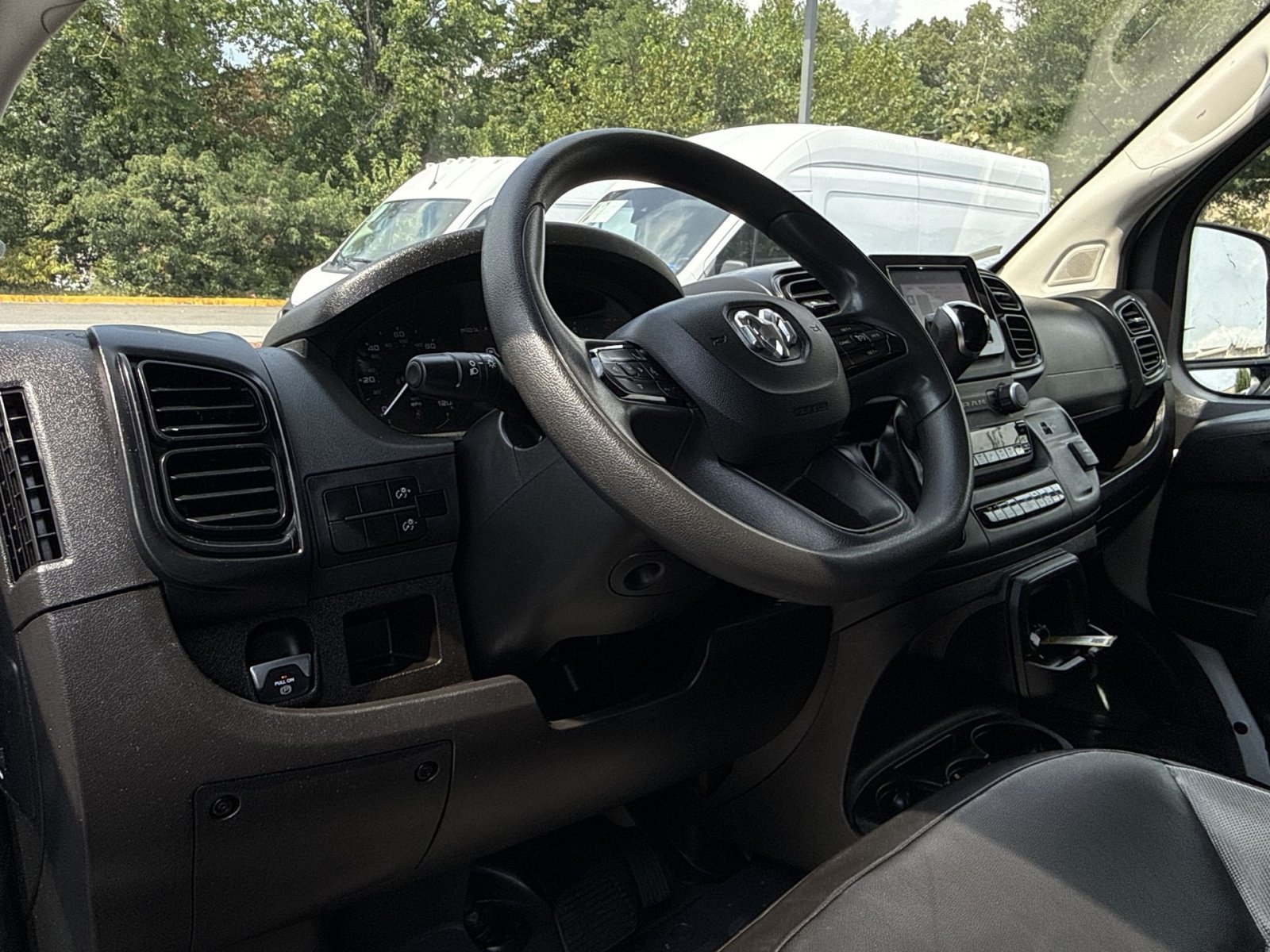 Used 2023 RAM ProMaster 2500 FWD image 15
