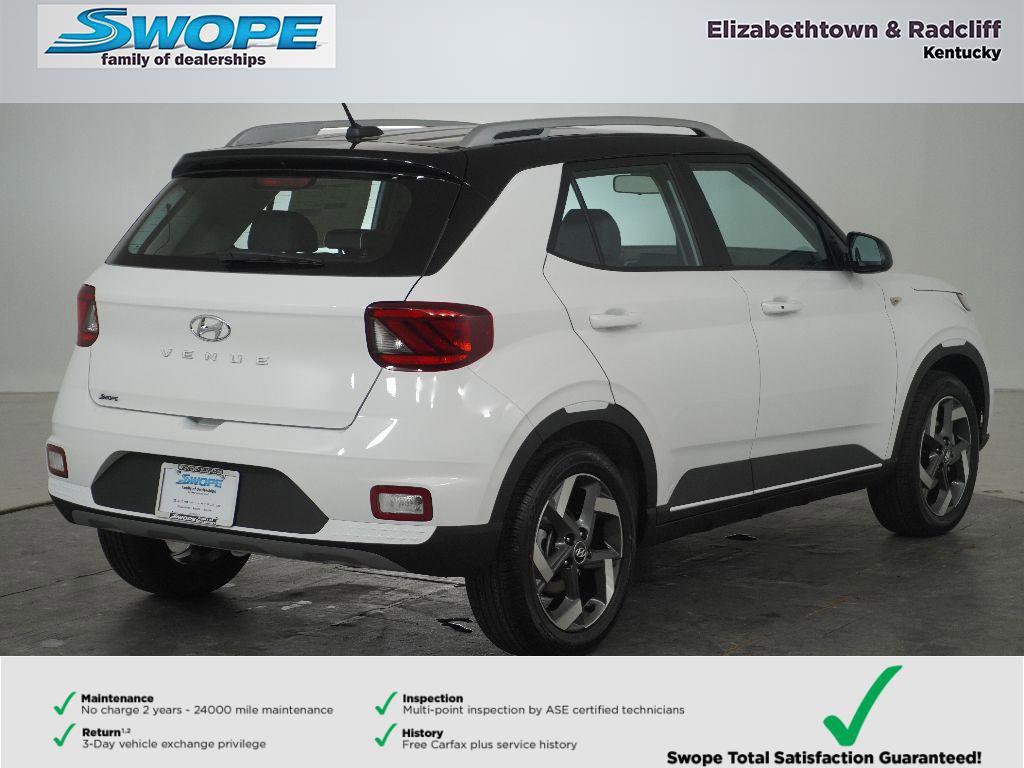 New 2026 Hyundai Venue SEL FWD image 3