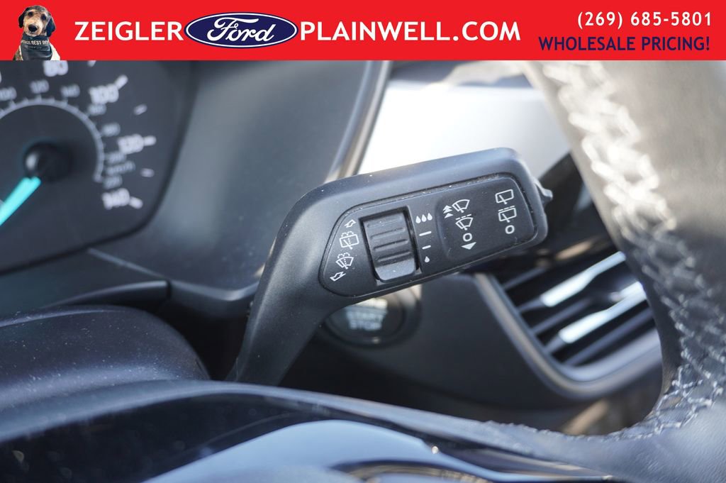 Used 2022 Ford Escape SE w/ Cold Weather Package image 26