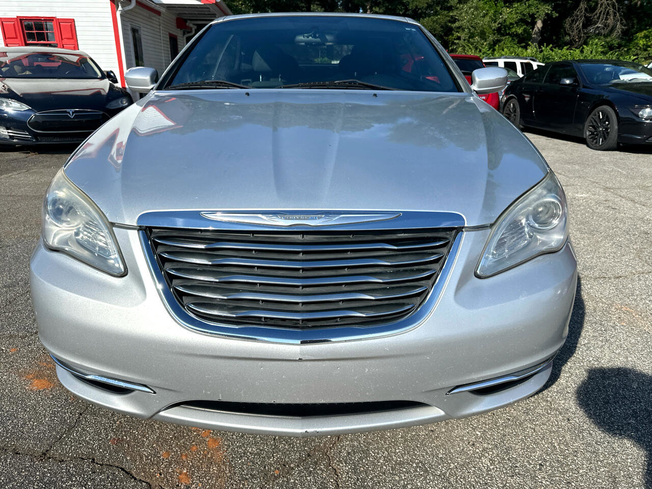 Used 2012 Chrysler 200 Touring image 2