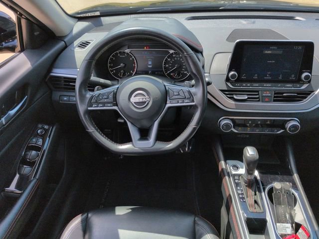 Used 2025 Nissan Altima 2.5 SR image 18