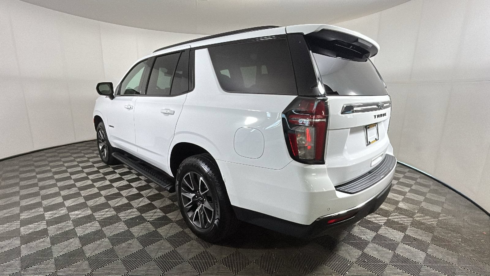 Used 2022 Chevrolet Tahoe Z71 AWD/4WD image 5