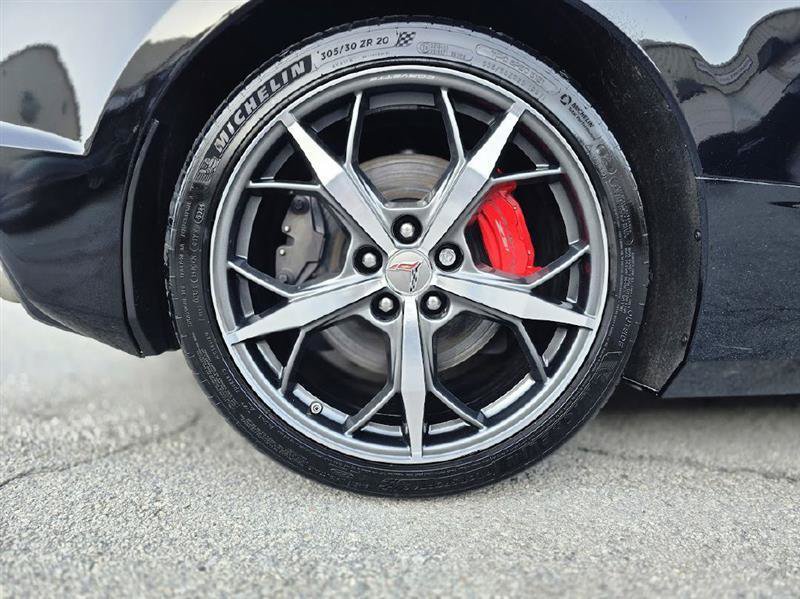Used 2023 Chevrolet Corvette Stingray Premium Cpe w/ Z51 Performance Package RWD image 17