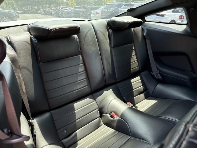 Used 2014 Ford Mustang GT Premium w/ Comfort Package RWD image 11