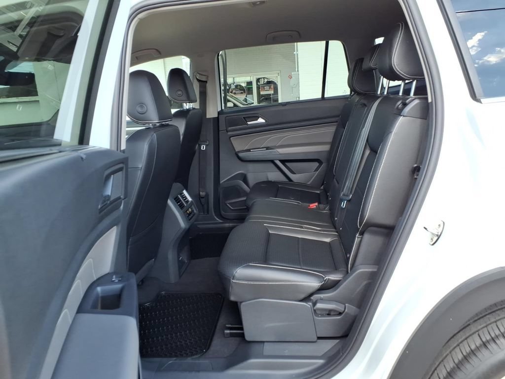 Used 2021 Volkswagen Atlas SE FWD image 19