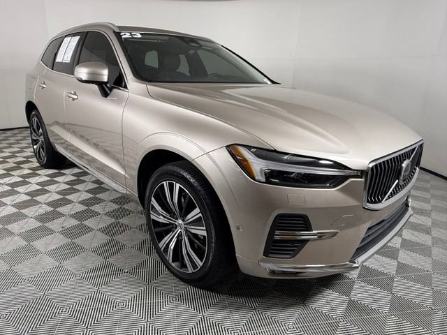 Used 2023 Volvo XC60 B5 Plus w/ Protection Package Premier FWD image 10