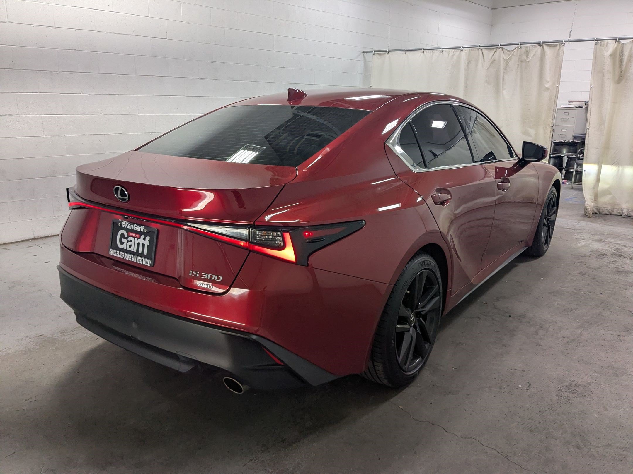 Used 2022 Lexus IS 300 AWD image 7